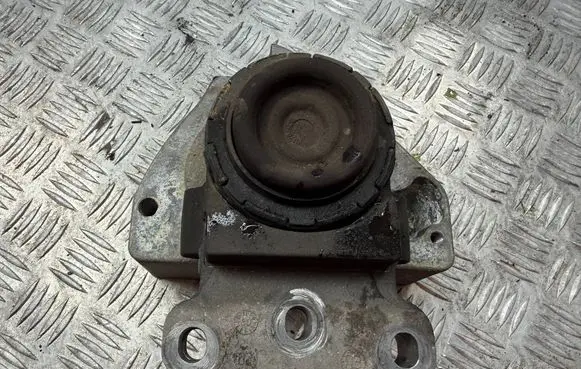 Audi A2 Engine mounting bracket 8Z0199214B