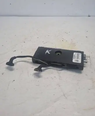Volvo S80 Aerial antenna amplifier 30657861 13005000 AN3AA