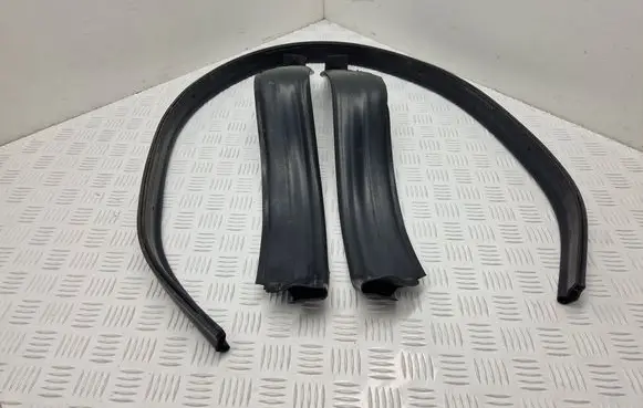 Mercedes-Benz GLK (X204) Engine compartment rubber A2048870298