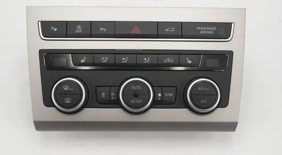 Seat Leon (5F) Climate control unit 5F0907044AP 5HB014717 575858060E