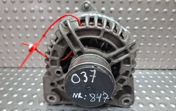 Renault Clio III Generator/alternator S27649847 0124425037