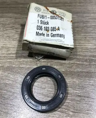 Volkswagen Golf IV Crankshaft 036103085A