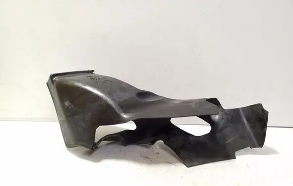 Audi A6 Allroad C5 Intercooler air channel guide 4Z7317025