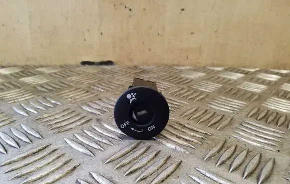 Nissan Qashqai Passenger airbag on/off switch 25585BC600