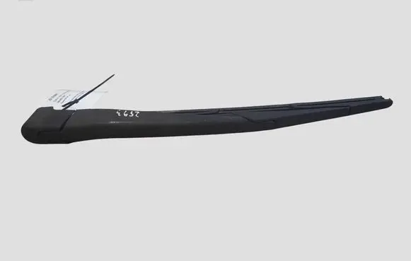 Citroen C4 I Rear wiper blade arm