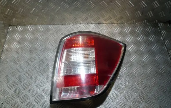 Opel Astra H Rear/tail lights 13223674 333658610