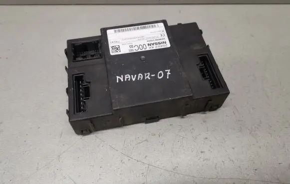 Nissan Navara D40 Comfort/convenience module 284B24X00C