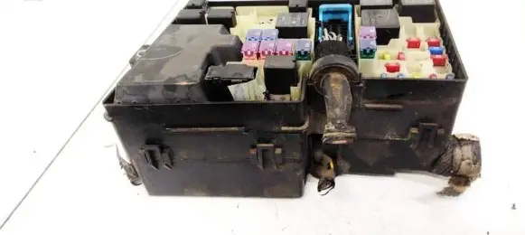Mazda 3 I Fuse box set LF6618811 ACB36221
