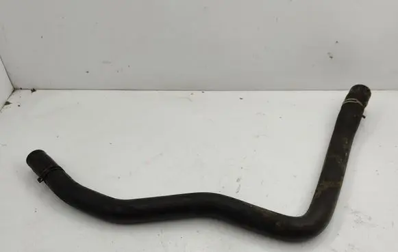 Land Rover Discovery 3 - LR3 Engine coolant pipe/hose