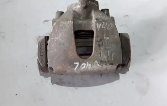 Volvo V40 Front brake caliper 36000484