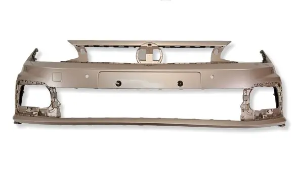 Volkswagen Polo VI Front bumper 2G0807221 Z2449