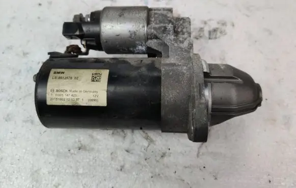 BMW 5 F10 F11 Starter motor 861257602