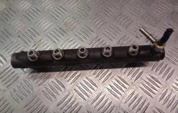 KIA Ceed Fuel main line pipe 31400-2A410