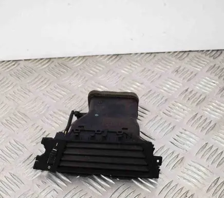 BMW 3 E90 E91 Dashboard air vent grill cover trim 9123299