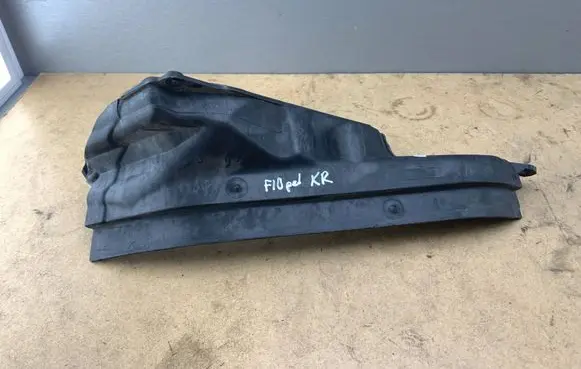 BMW 5 F10 F11 Other engine bay part 7211464