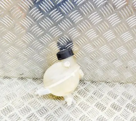 Peugeot 2008 I Coolant expansion tank/reservoir 9800777280