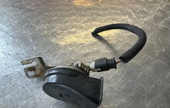 Citroen C4 II Picasso Horn signal