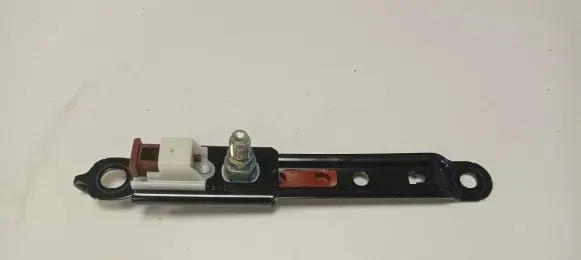 Toyota Sienna XL40 IV Seat belt adjustment rail 50200 520518 R50200