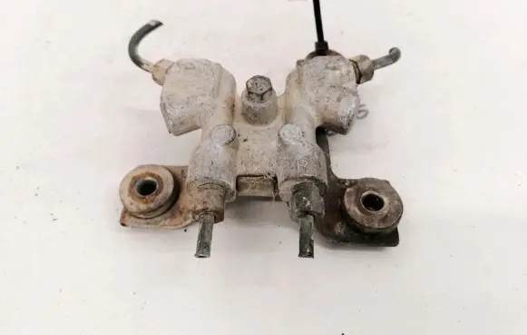 Nissan Primera Air suspension compressor 