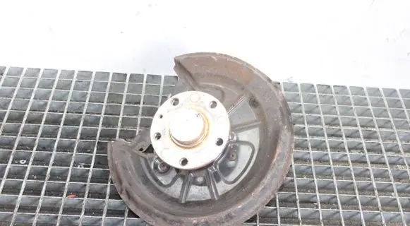 Audi A3 S3 8P Rear wheel hub