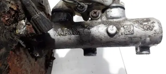 Subaru Legacy Master brake cylinder