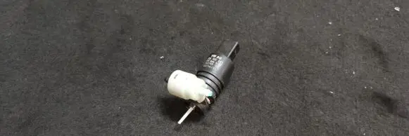 Porsche Cayenne (92A) Windscreen/windshield washer pump 1K6955651