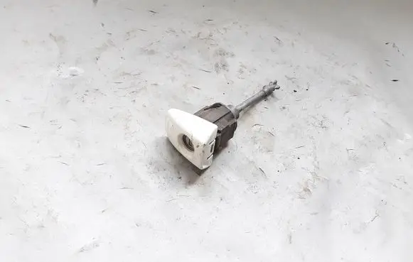 Toyota Avensis T270 Front door lock (next to the handle) NOCODE