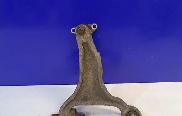 Volvo XC70 Front lower control arm/wishbone 36012459 36051004