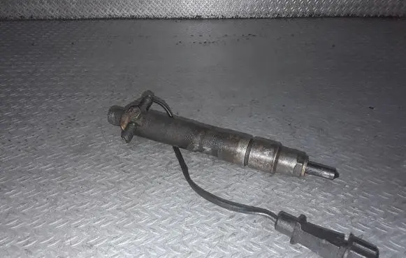 Ford Galaxy Fuel injector 028130201S
