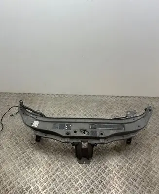 Renault Fluence Top upper radiator support slam panel 8200507743 8200600083B