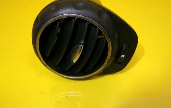 Dashboard side air vent grill/cover trim