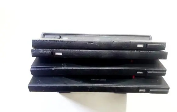 Mercedes-Benz C W203 CD/DVD changer a2036801150 a2036801550
