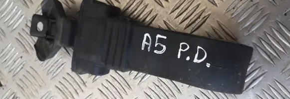 Audi A5 8T 8F Front door check strap stopper 8t0837267a