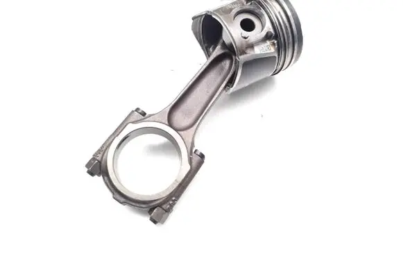 Citroen Xsara Picasso Piston with connecting rod RHJ DW10BTED4