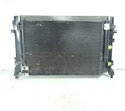Volkswagen Jetta VI Coolant radiator