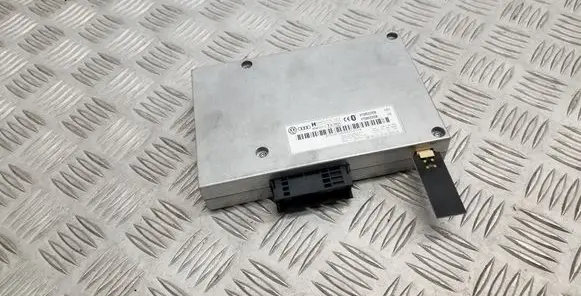 Audi A4 S4 B8 8K Bluetooth control unit module 8T0862335B
