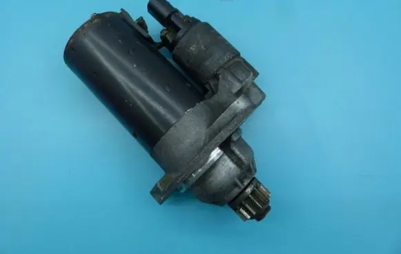 Volkswagen PASSAT B7 Starter motor 02M011024C IMPRK1183615