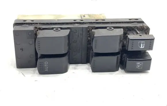 Suzuki SX4 Electric window control switch 64J20