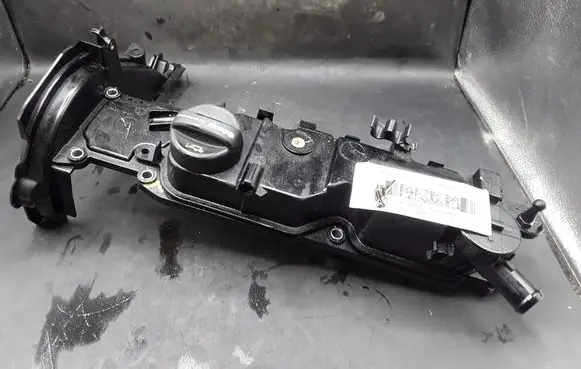 Ford Focus Rocker cam cover M06042A190 G1FQ6007AA