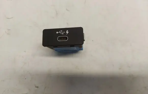 BMW 3 G20 G21 Electric car charge socket 8711939JLK01