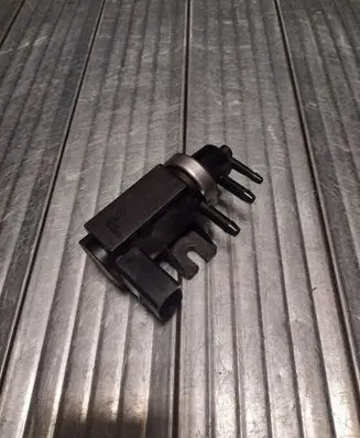 Volkswagen Phaeton Turbo solenoid valve 1J0906627C 72290303