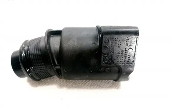Audi Q3 8U Turbo air intake inlet pipe/hose 03L131111R