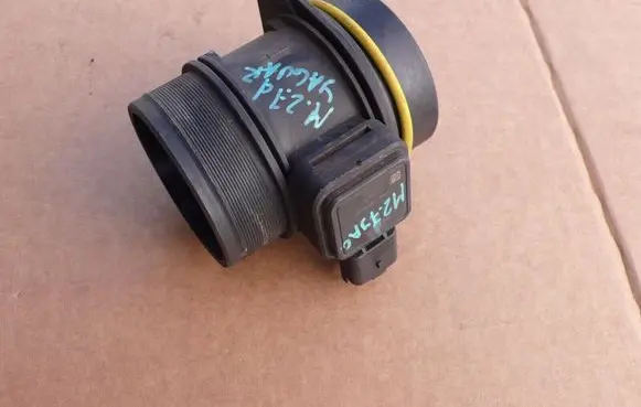 Jaguar S-Type Mass air flow meter 4R8Q12B579AC