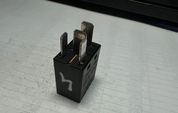 Ford Focus Other relay 2W9314B192BA A1301X17 032832C