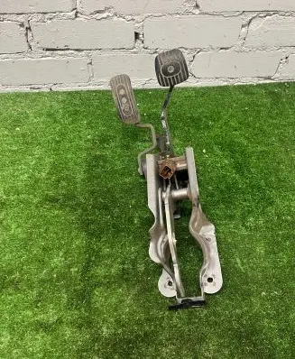 Nissan NV200 Pedal assembly 18002BJ91A