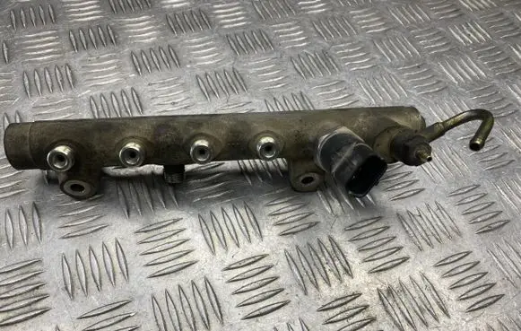 Opel Astra H Fuel main line pipe 0445214049