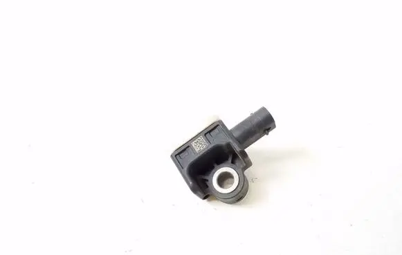 Infiniti Q30 Airbag deployment crash/impact sensor A1668210151