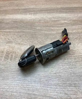 Peugeot 206 Ignition lock M25M02 NEIMAN34DAG