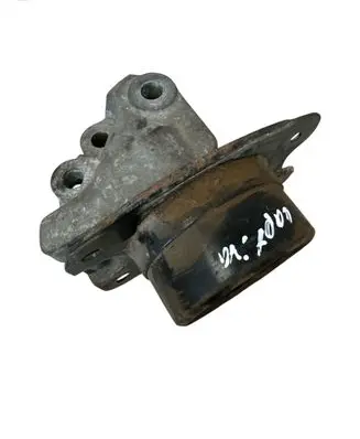 Engine mount bracket
