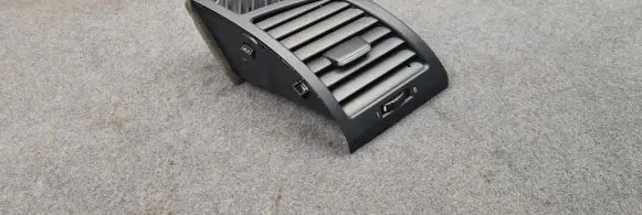 BMW 1 E82 E88 Dashboard side air vent grill/cover trim 7059188